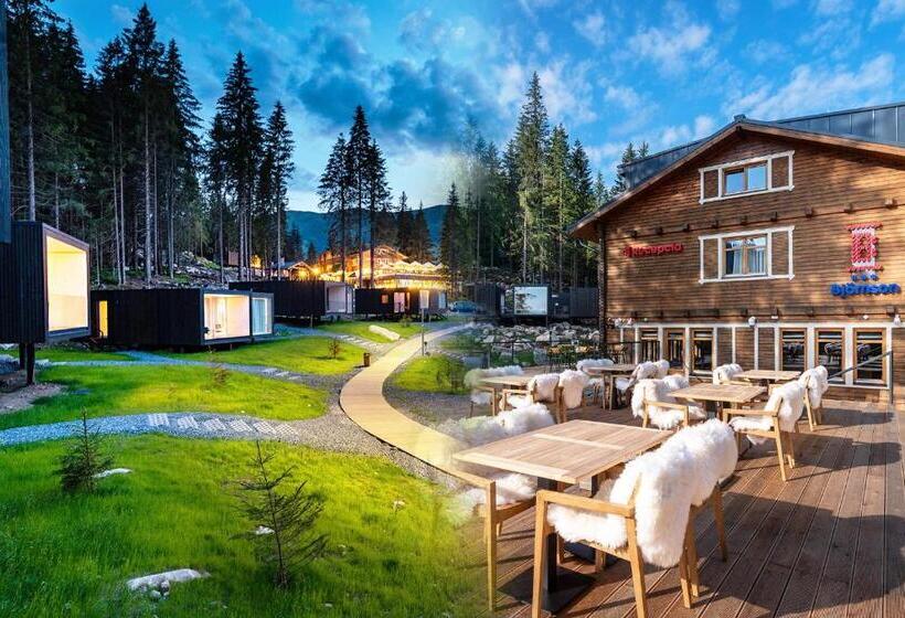ویلای 1 خوابه, Björnson Jasná & Björnson Tree Houses