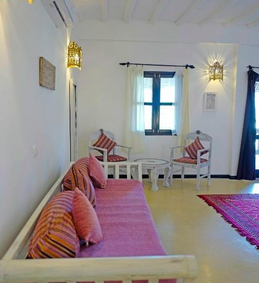 Люкс Мастер Вид на Море, Pongwe Bay Resort
