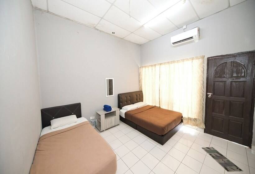 سوییت خانوادگی, Oyo 91011 Iman Homestay Gua Musang