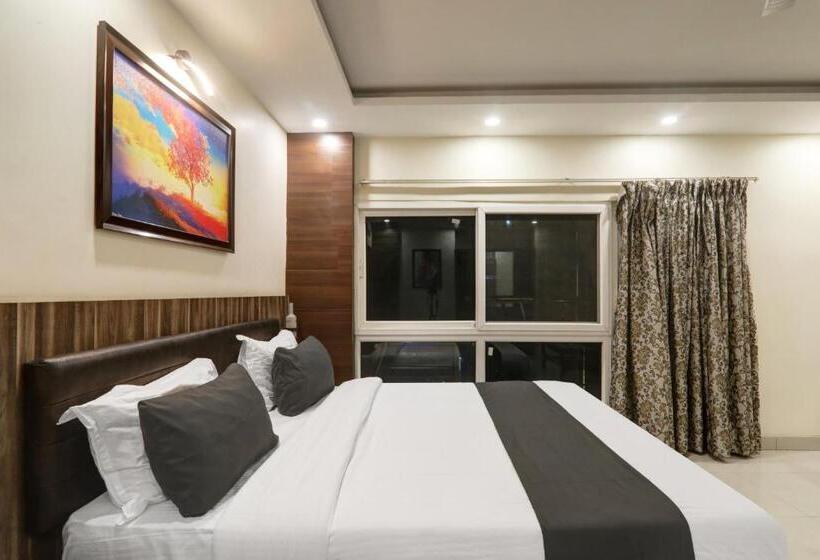 Трехместный Номер Классика, Super Townhouse Kankarbagh Formerly Kunwar Alcajars