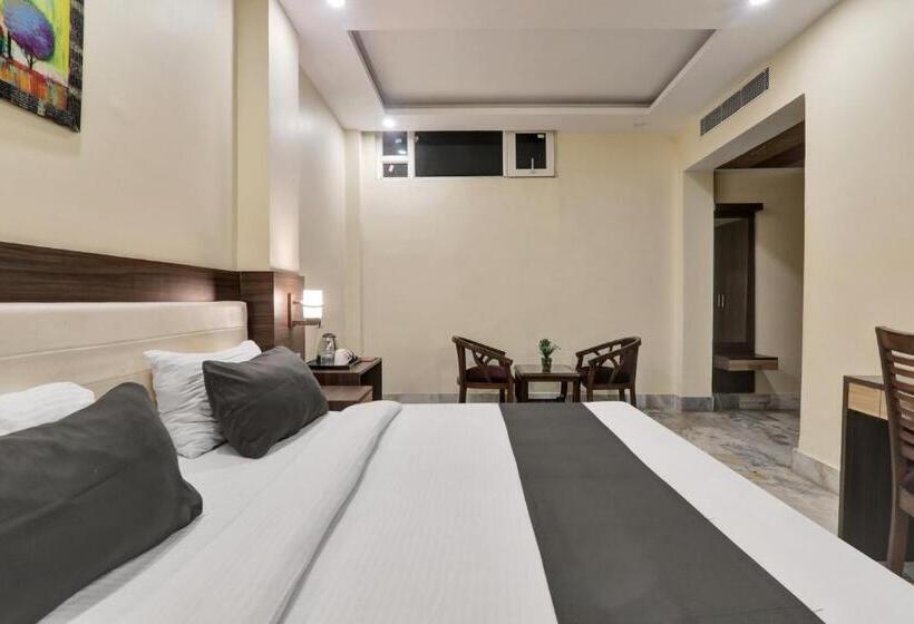 Трехместный Номер Комфорт, Super Townhouse Kankarbagh Formerly Kunwar Alcajars