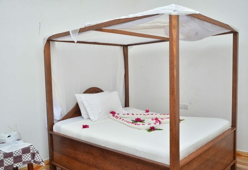 اتاق استاندارد یک نفره, Bagamoyo Spice Villa