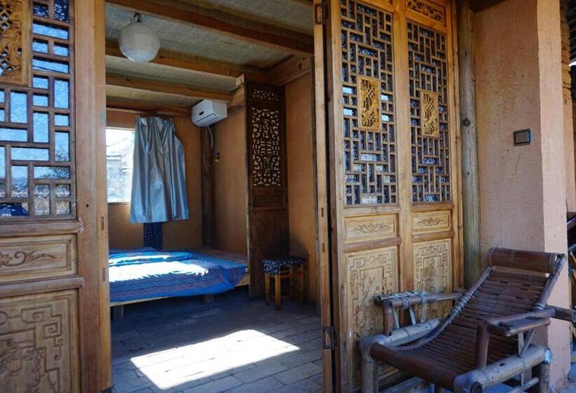 Семейный Номер Вид на Горы, Xidi Kunlun International Hostel