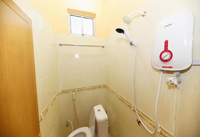 Номер Deluxe, Oyo 91004 Homestay Masjid At Taqwa