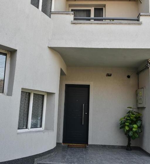 Апартаменты 2 Спальни, Apartament S Moise