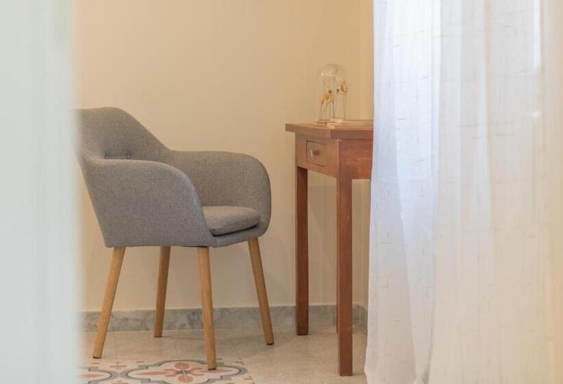 Номер Deluxe, Lake Lovers Lodge