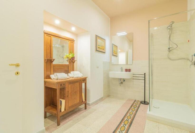 Вилла Deluxe 1 Спальня, Lake Lovers Lodge