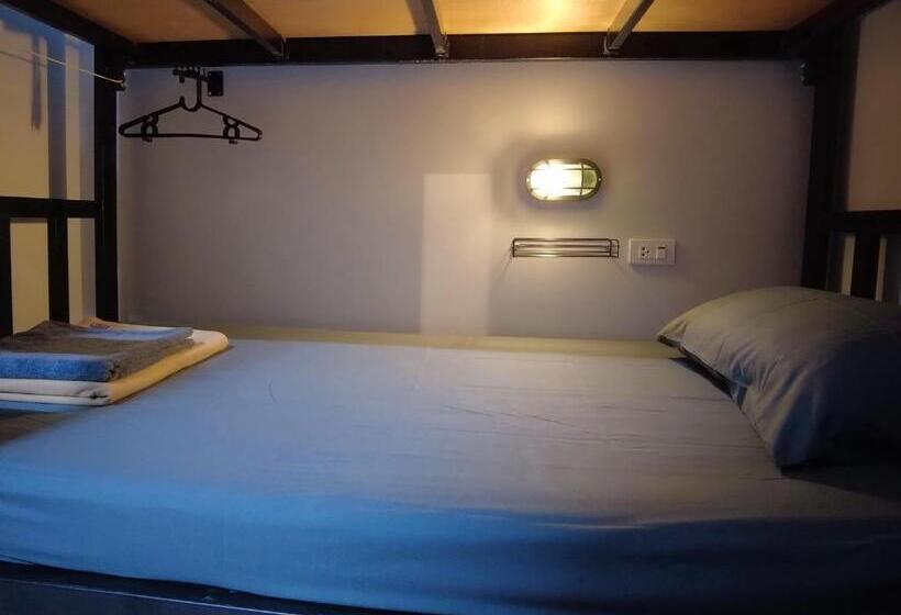 Четырехместный Номер Стандарт, โฟโต้โฮสเทล เบตง Foto Hostel Betong
