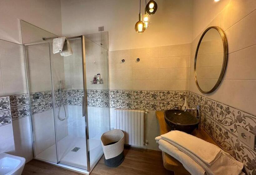 اتاق استاندارد, B&b Toringo