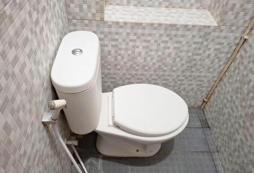 Номер Стандарт, Reddoorz Syariah Near Exit Toll Pekalongan 2