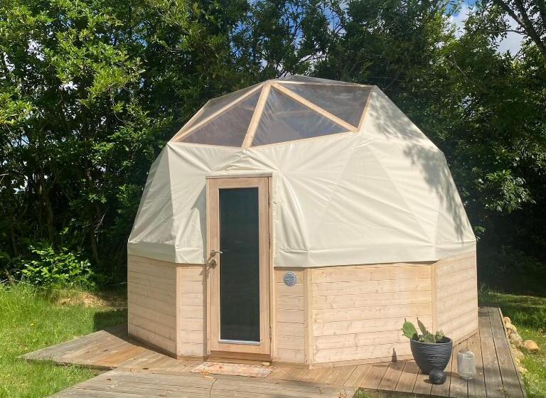 Четырехместный Номер Стандарт, L Enclave Insolite   Cabanes Avec Piscine Et Bains Nordiques
