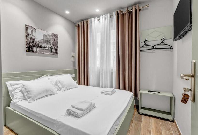 스탠다드 룸 가든 전망, Villa Zoi A Stay To Remember I Guesthouse Inside Elbasan Castle