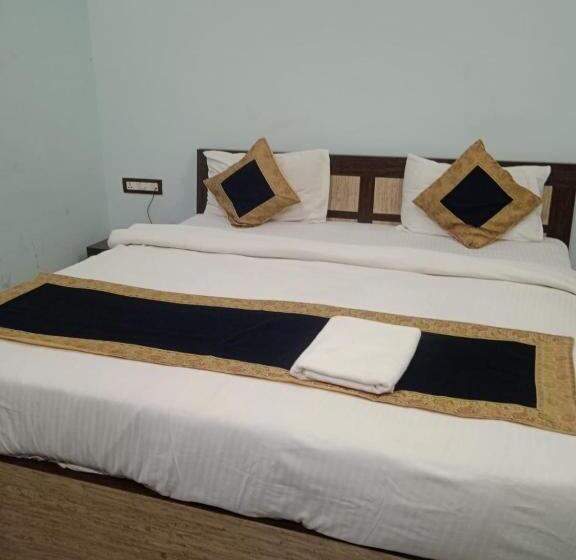 غرفة قياسية فردية, Shree Parivaar Resort