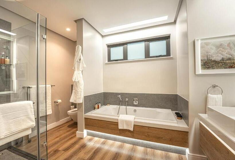Апартаменты Superior 2 Спальни, Steyn City Hotel By Saxon
