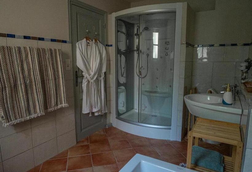 Номер Стандарт, Les Apiers, Chambre D Hôtes De Charme à Carcès