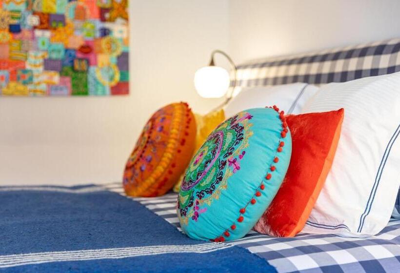 Номер Стандарт, Casablu   An Andalusian Boutique