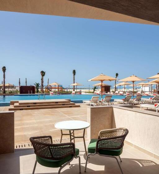 سوییت با استخر, Palma Bay Rotana Resort   New Alamein