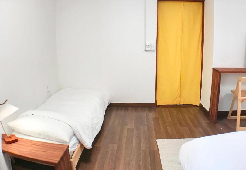 Семейный Номер, Eoulim Guesthouse 2