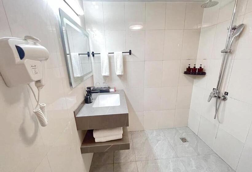 Номер Стандарт, Yilong Yitang Hotel Kunming Railway Station Joy City Center