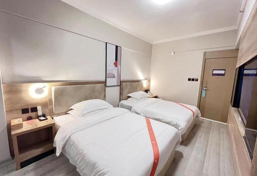 Номер Стандарт, Yilong Yitang Hotel Kunming Railway Station Joy City Center