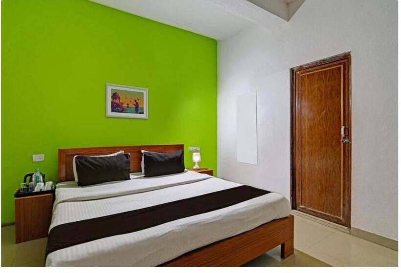 Номер Economy, Elite Stay Near Baramunda Bus Stand Couple Friendly Best Seller By Mor Services