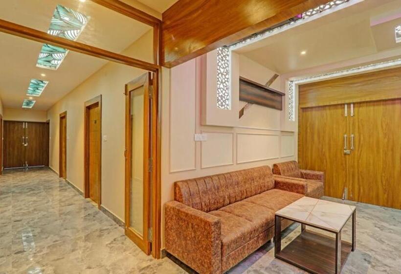 اتاق استاندارد, Royal Regency Palace Vijay Chowk Gorakhpur