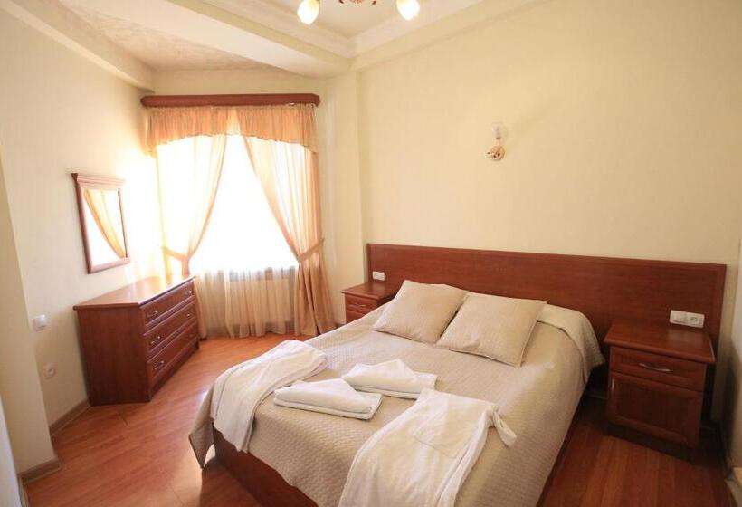 Четырехместный Номер Deluxe, Jermuk Ani