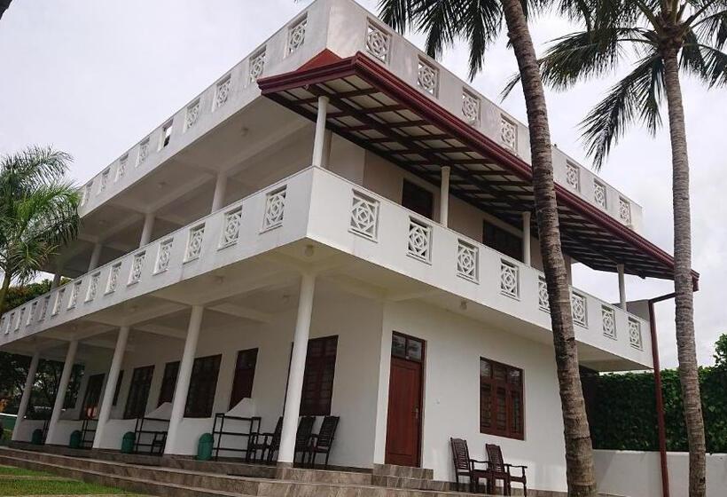 Номер Стандарт Трехместный, Samaru Beach House