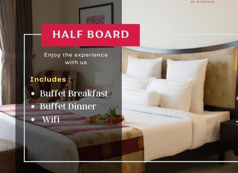 اتاق اجرایی, Ramada By Wyndham Karachi Creek