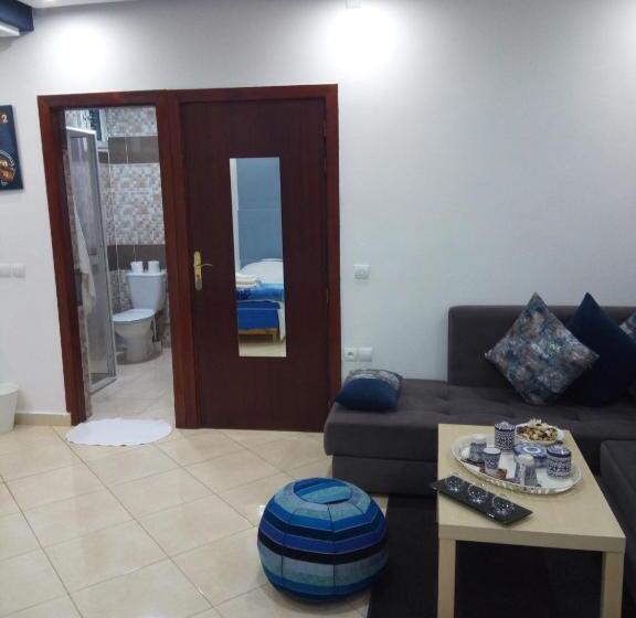 스탠다드 룸, Studios Taha
