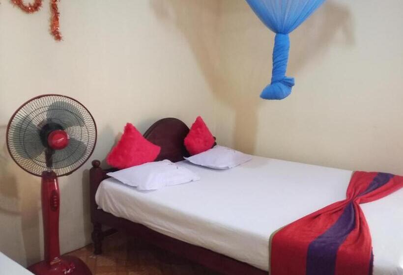 Номер Стандарт, Pinthu Home Stay
