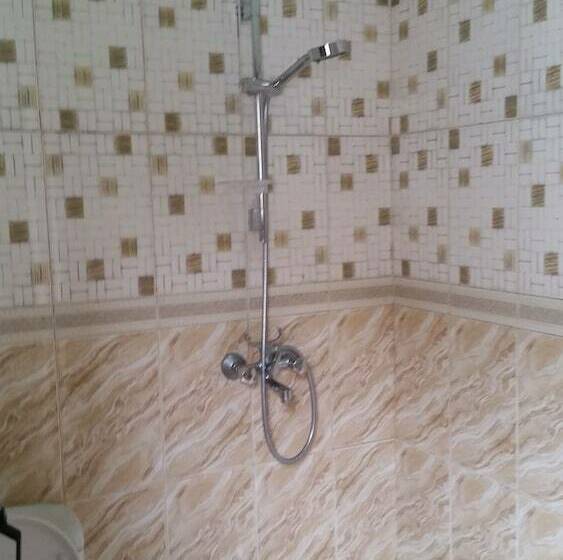 Номер Стандарт, Raha Leo Inn