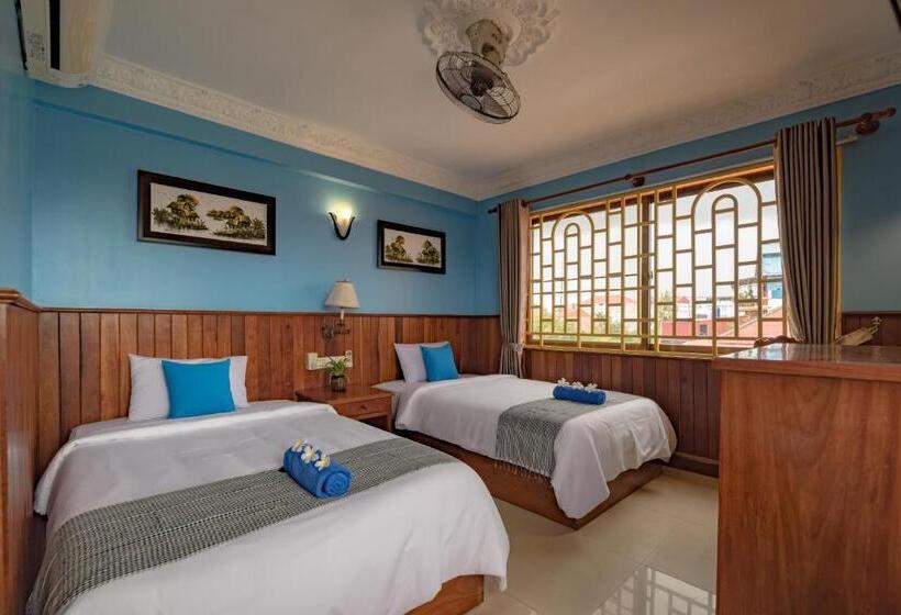 デラックスルーム, The Siem Reap Chilled Backpacker