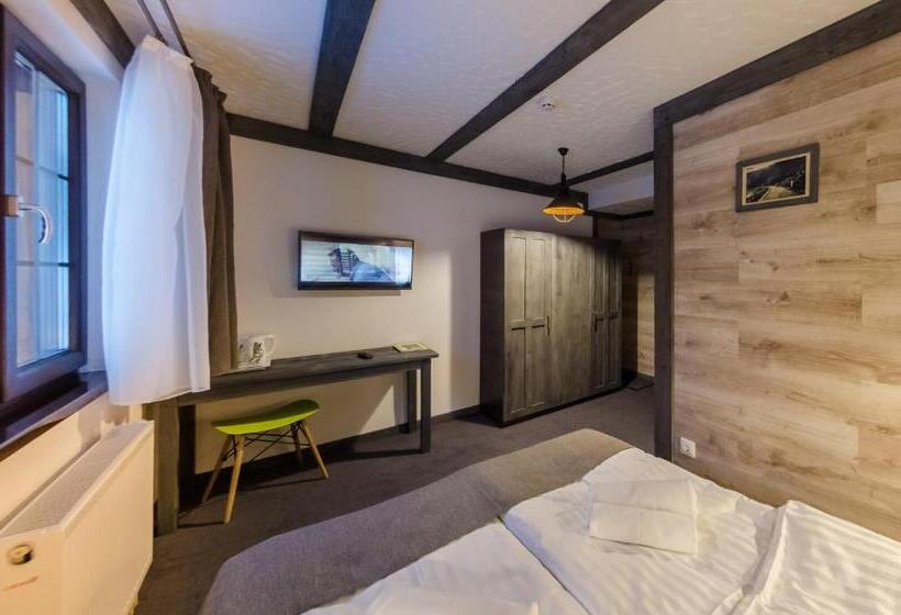 带观景的标准间, Chalet Crepdechine