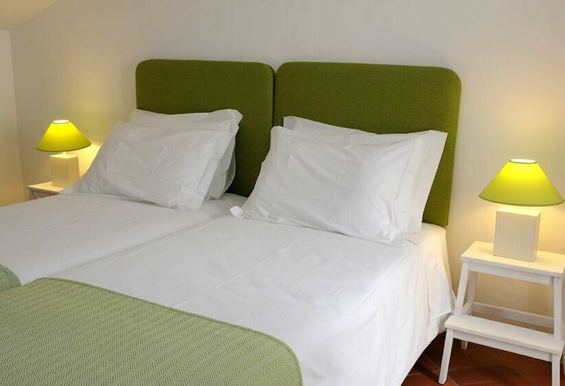 Дом 2 Спальни, Casas De Juromenha