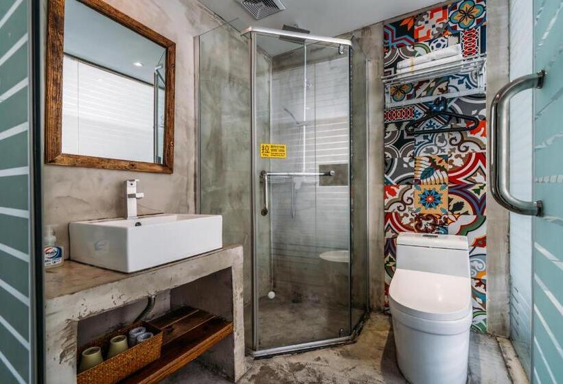 اتاق استاندارد یک نفره, Sonderia Hostel & Bar   Lazybones Hostel