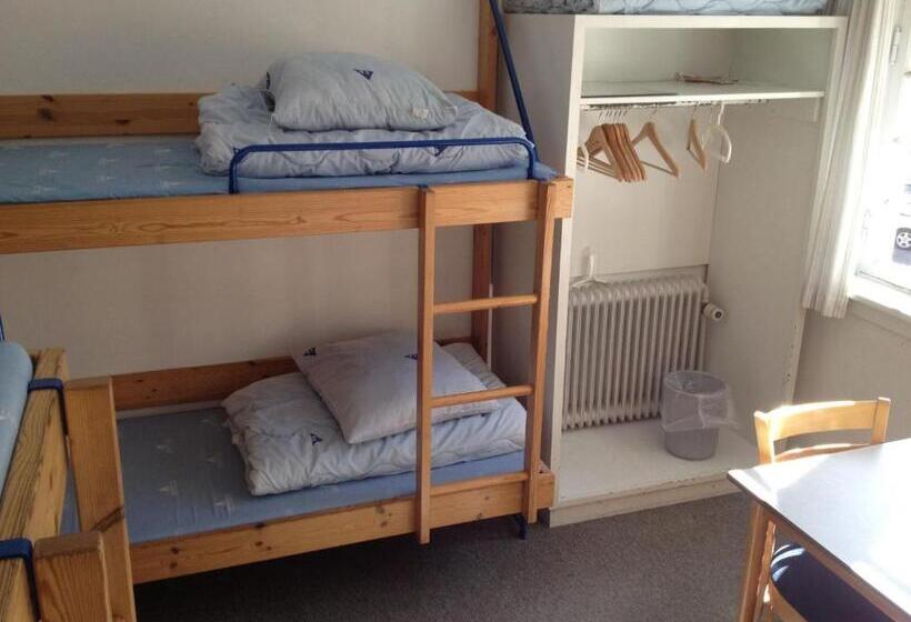 اتاق استاندارد با سرویس بهداشتی مشترک, Danhostel Helsingør