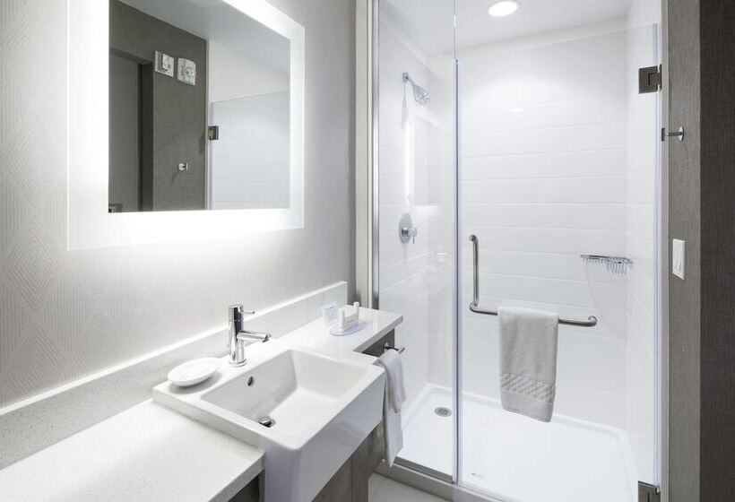 带阳台套房, Springhill Suites By Marriott Clearwater Beach