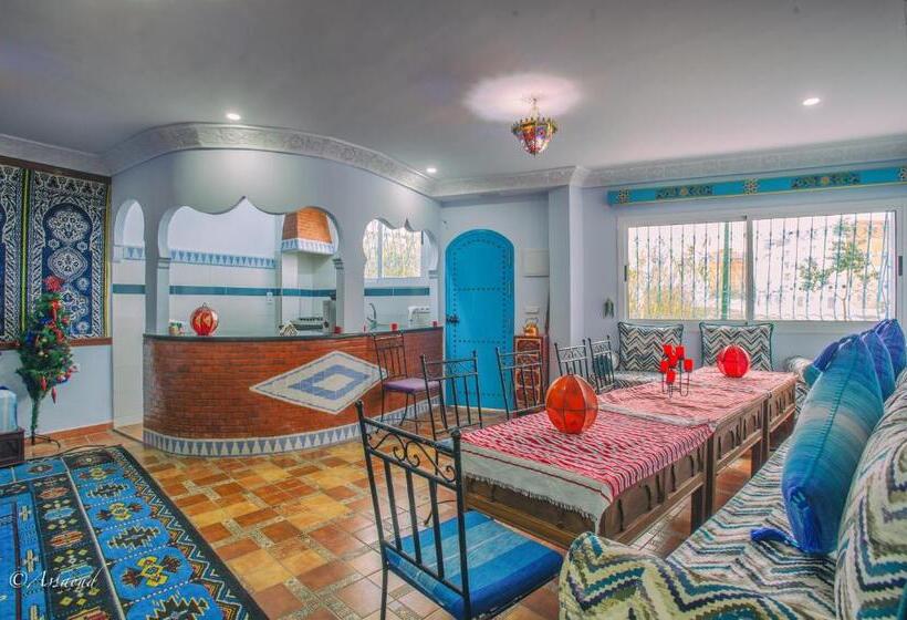 סוויטת ג'וניור, Puerta Azul