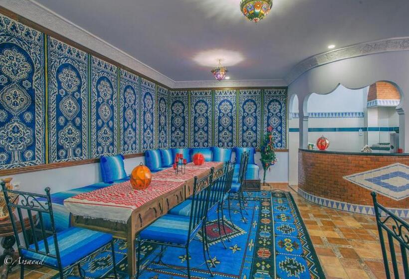סוויטה אקזקיוטיב, Puerta Azul