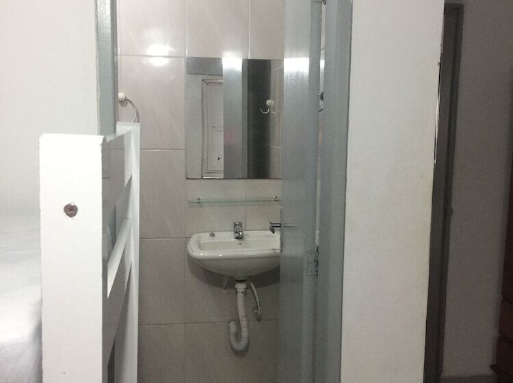 חדר משפחתי, Hostel Pelourinho