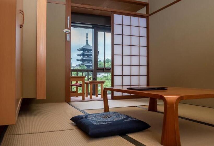 스탠다드 룸, Nara Visitor Center And Inn