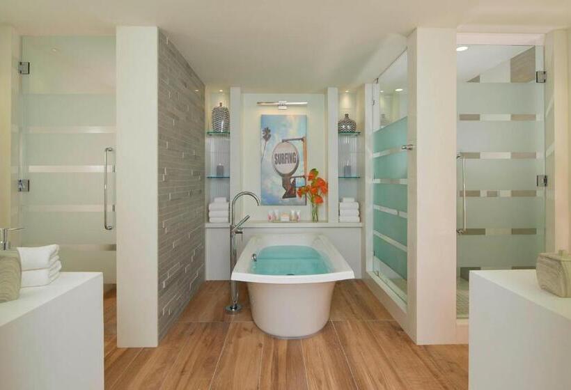 سوییت با چشم‌انداز دریا, Sandals Royal Barbados All Inclusive  Couples Only