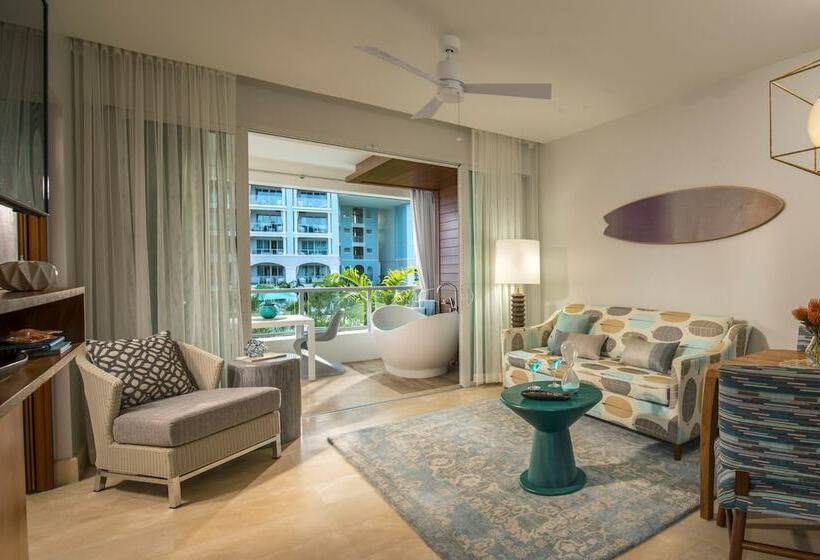 سوییت با چشم‌انداز دریا, Sandals Royal Barbados All Inclusive  Couples Only
