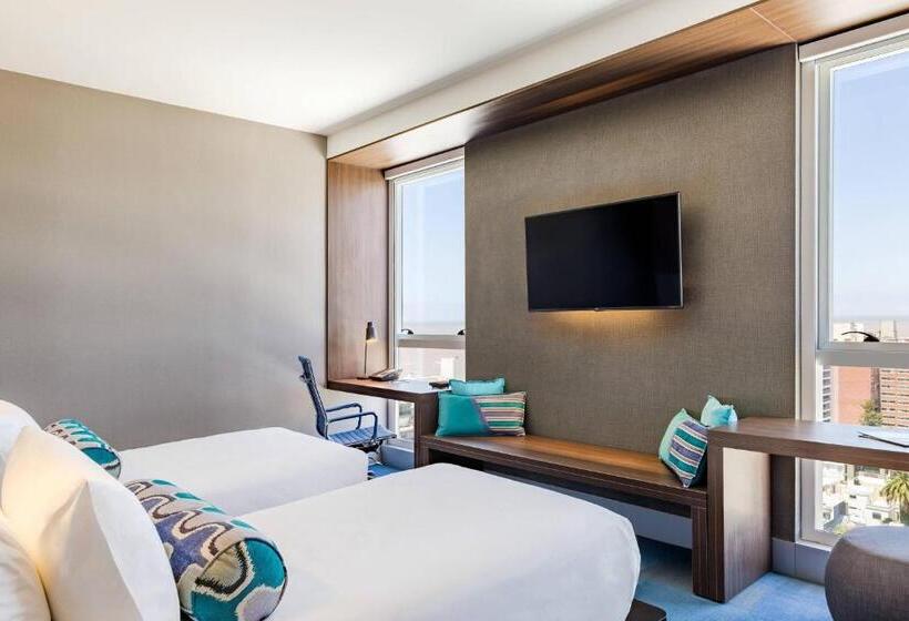 Номер Стандарт Вид на Город, Aloft Montevideo Hotel Marriott International