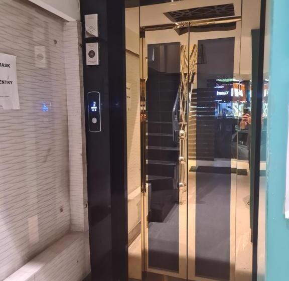 Номер Deluxe, Star Inn