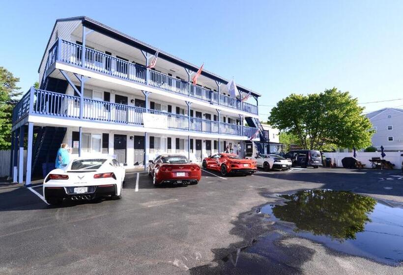 패밀리 룸, Island View Motel