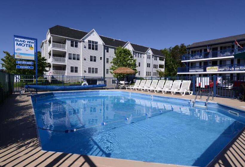 패밀리 룸, Island View Motel