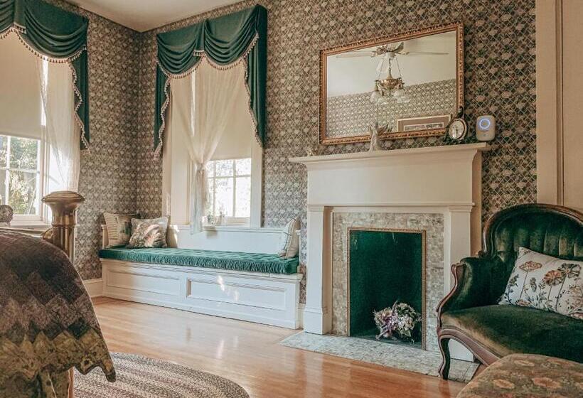 标准间, Emig Mansion