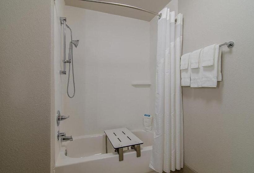장애인을 위한 스탠다드 룸, Holiday Inn Express & Suites   Atchison, An Ihg